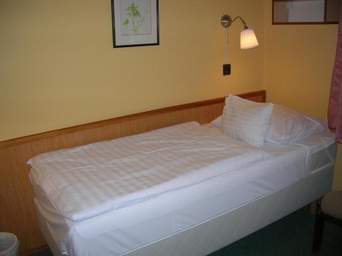 Economy Twin room
