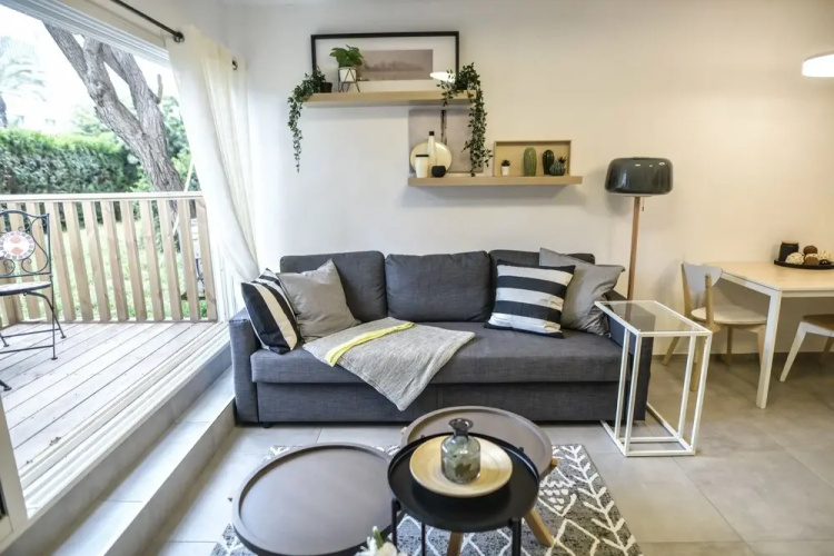 3 Bedroom Garden Apartment