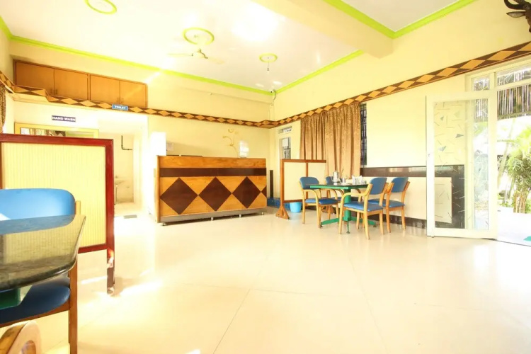 OYO 7096 Elite INN