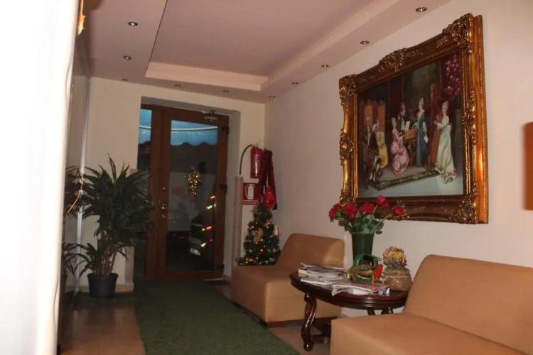 Smerald Hotel