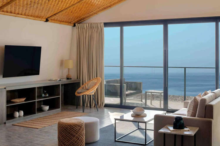 Anantara World Islands Dubai Resort photo 8