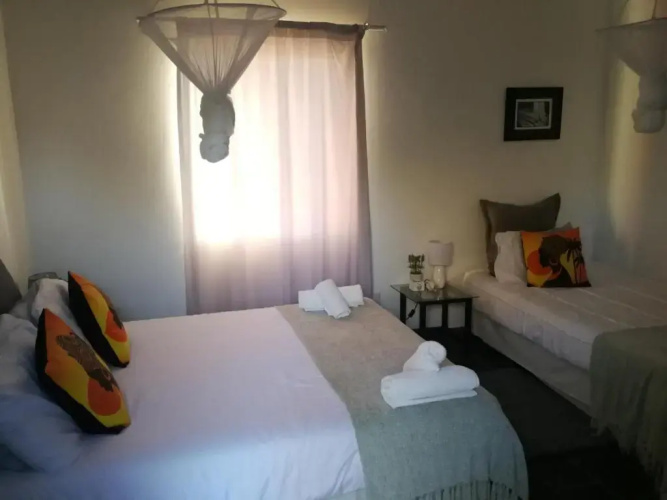 Kamelruhe Guest House & Camping