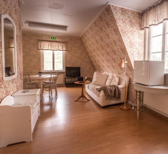 Standard Family room