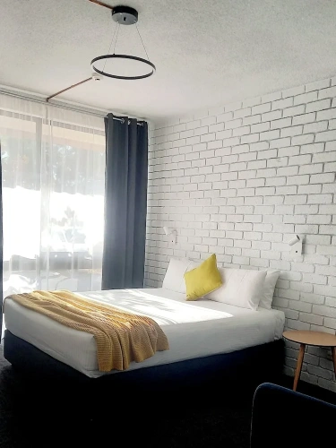 Classic Double room with land view