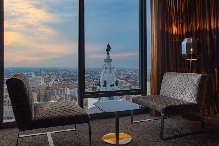 W Philadelphia photo 9