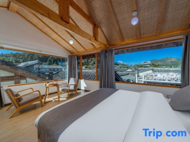 Penthouse Suite with panoramic view