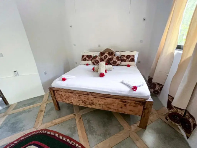 Kinazi Upepo Beach Hotel