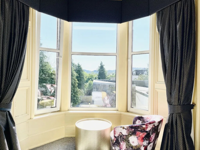 Lovat Hotel