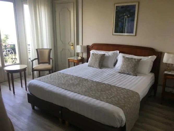 Double room with lake view