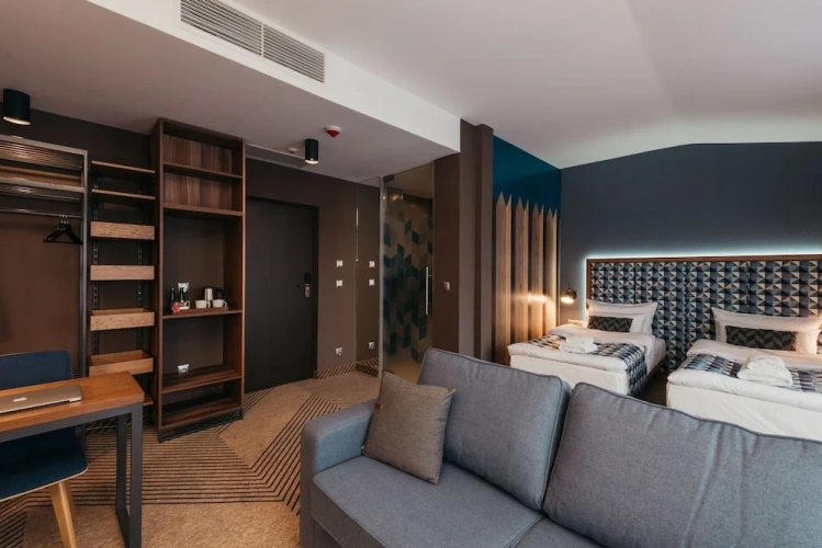 Open Space Double room
