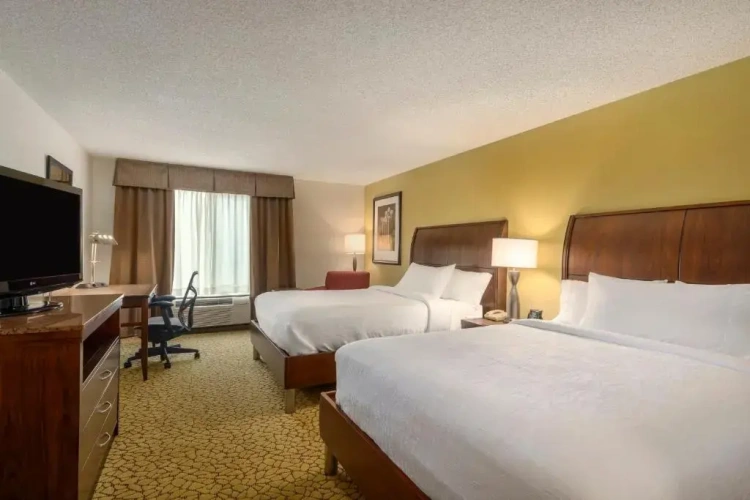 Quadruple Junior Suite