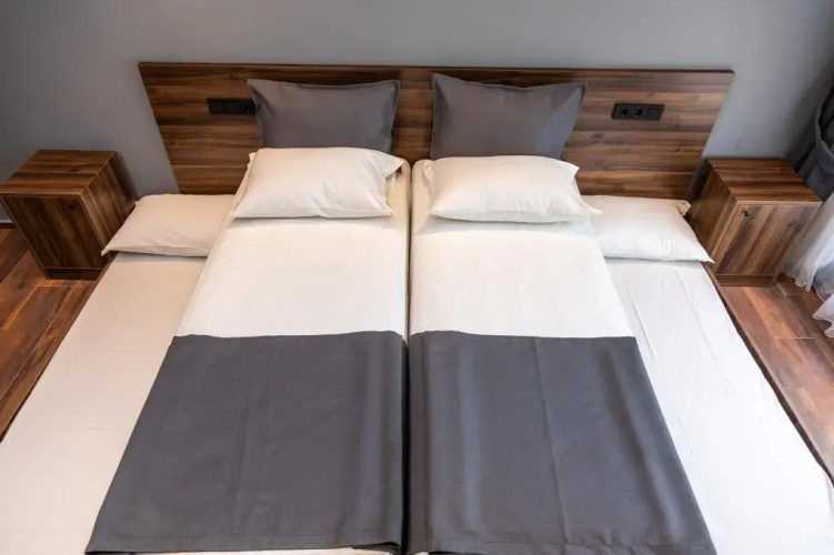 Deniz Otel Sarigerme