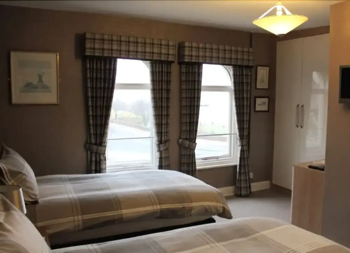 The Nottingham House