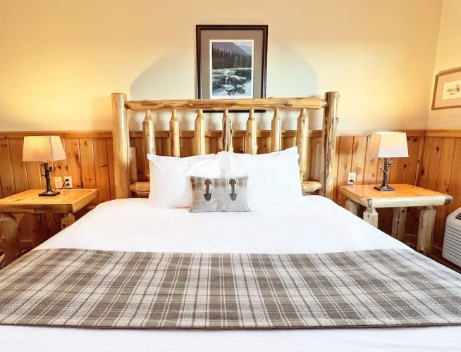 1 Bedroom Junior Suite with lake view