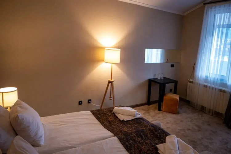 Riverside Boutique Hotel