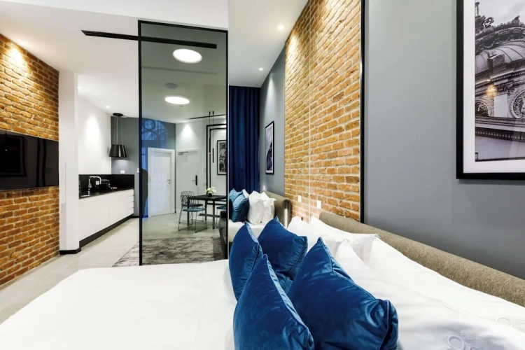 Premier Apartment