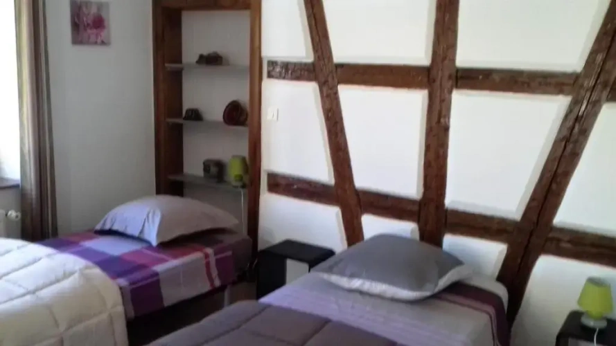 2 Bedrooms Apartment