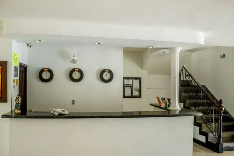 Hotel D'Caprices