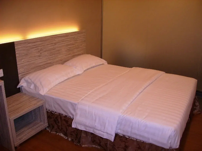 Beez Hotel Shamelin