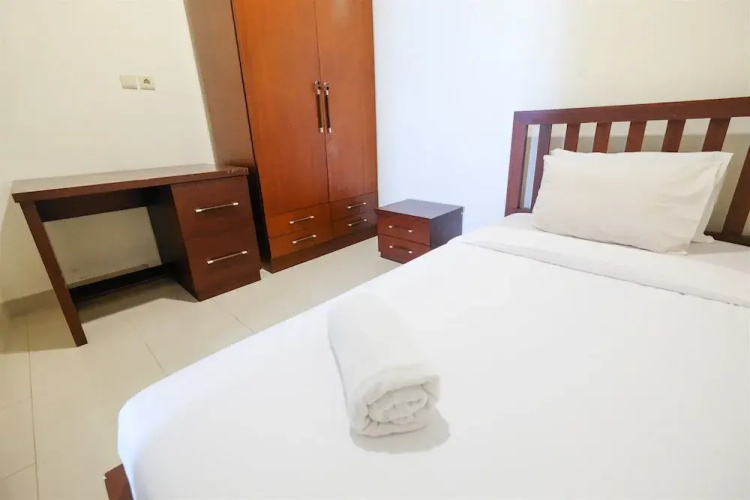 Spacious 2BR Bellezza Apartment