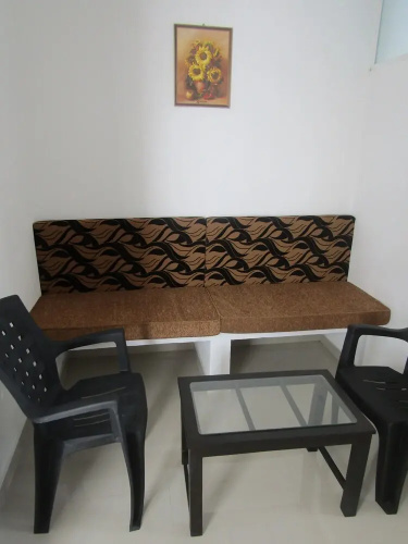 Queens Park Apartment