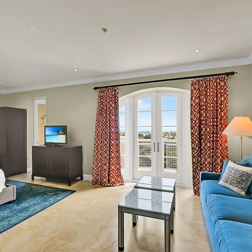 Luxury Penthouse Condo With 360 Oceanviews