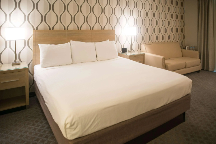 Radisson Hotel Duluth - Harborview