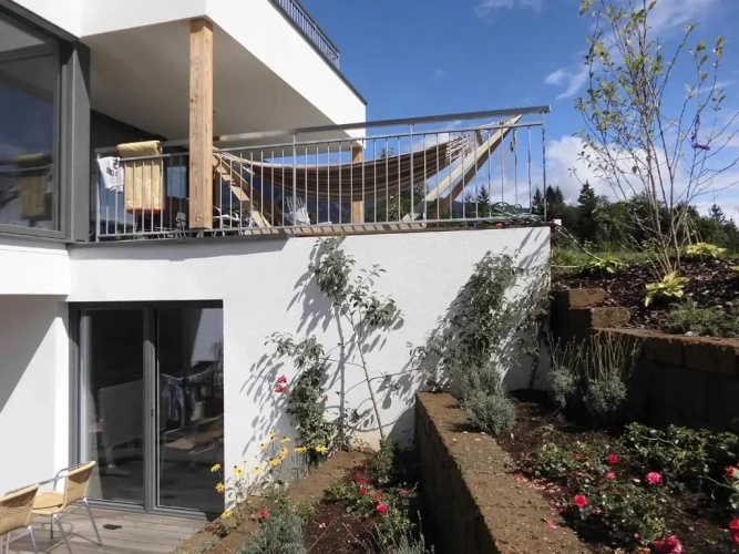 5 Bedrooms Cottage