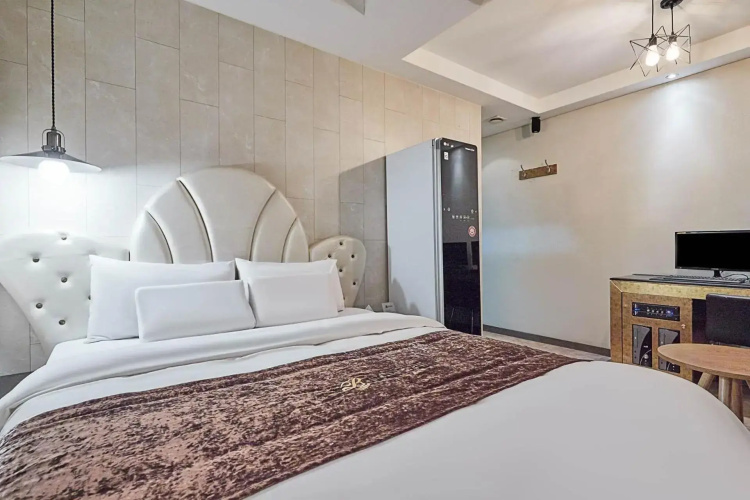 Blixx Hotel