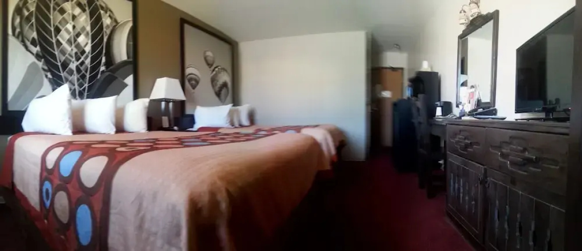 Super 8 Taos