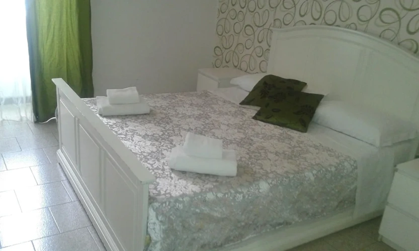 Standard Double room with view