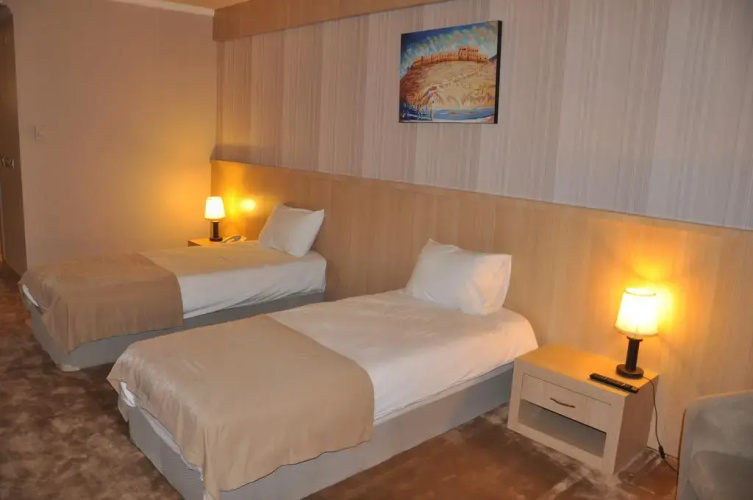 Hotel Sipan1