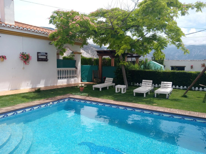 Cortijo de los geraneos