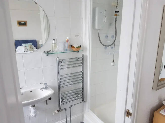 Montrose Guest House