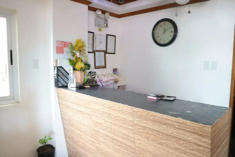 Candice Lucy Hotel Caticlan