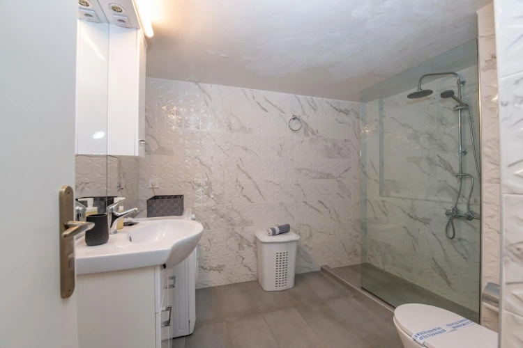 Chic Apartment Marina Zeas