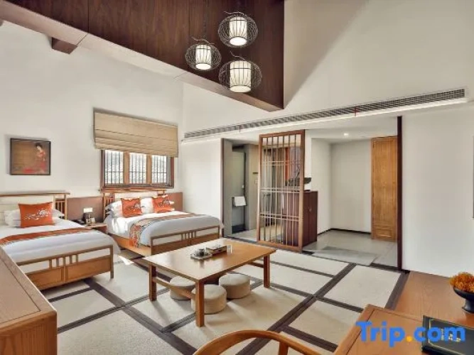 Standard Family room