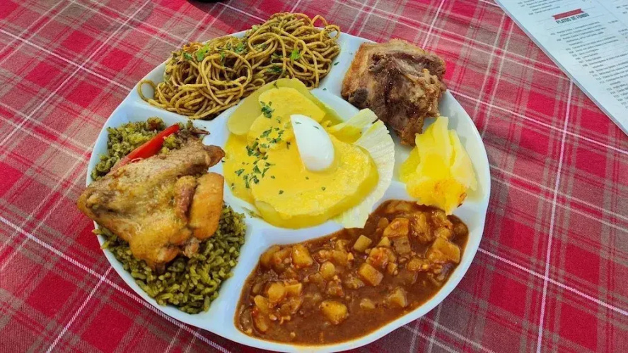 Hospedaje El Cascabel
