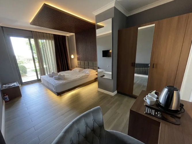 Ida House Assos
