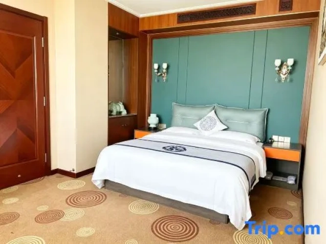 Deluxe Family Suite