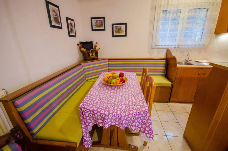 Tzaneria Apartments