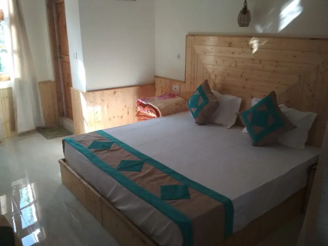 Purnima guest house Manali