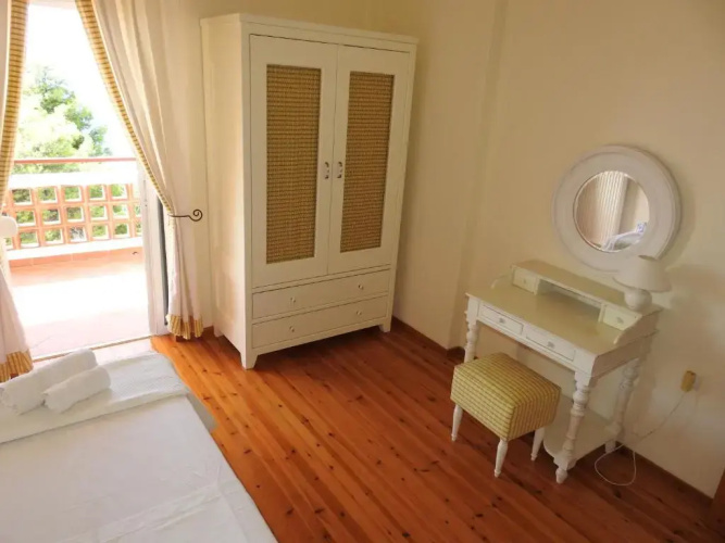 Konstantinos Nautilos Residence