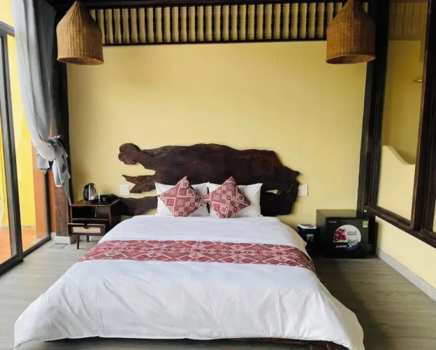 Luxury Double room with balcony and with river view