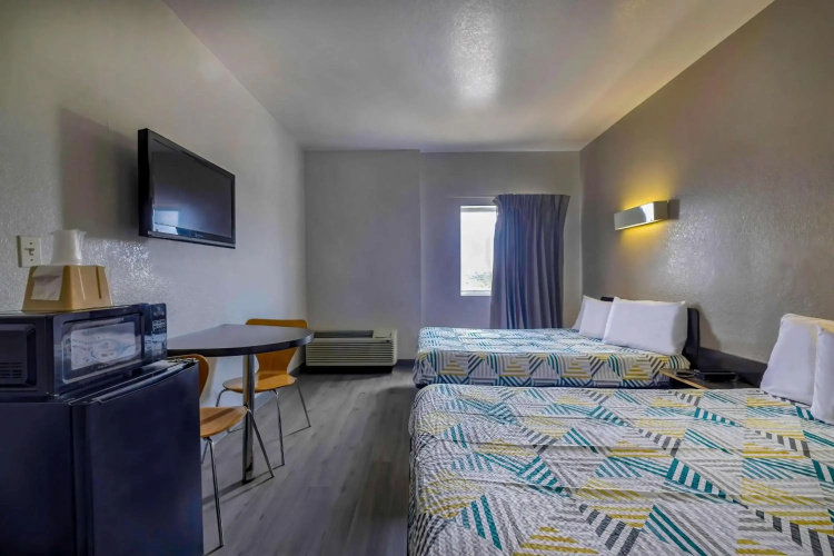 Motel 6 Cedar Park, TX