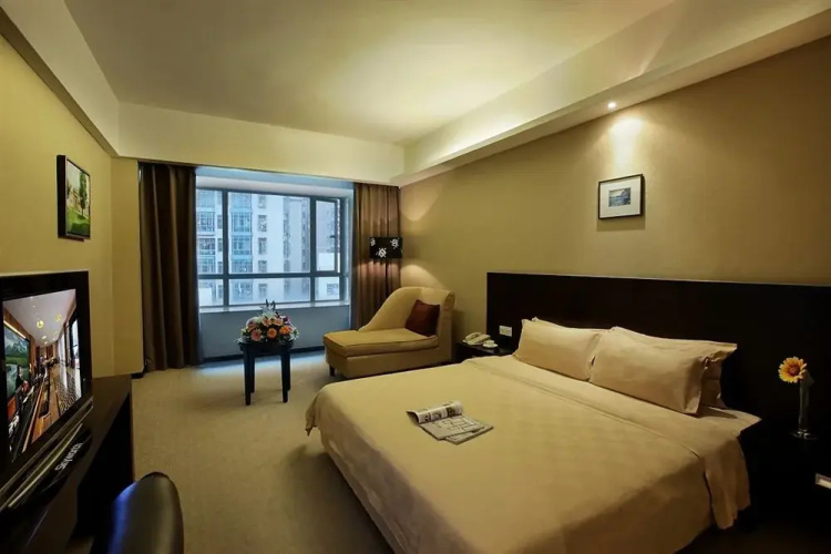 Maple Leaf Convenience Hotel