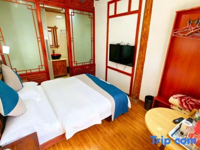 Standard Double room with courtyard view