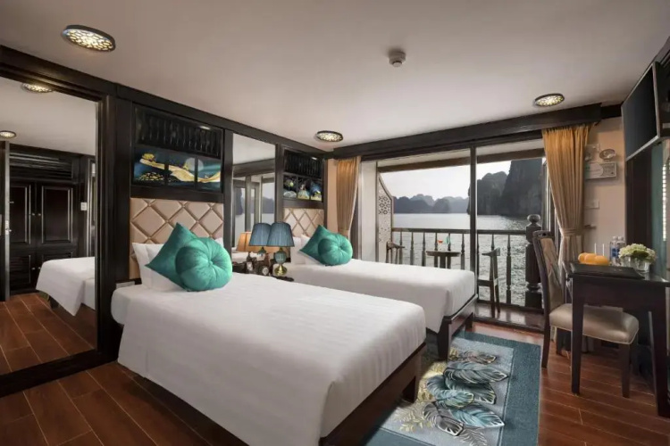 Alisa Luxury Cruise