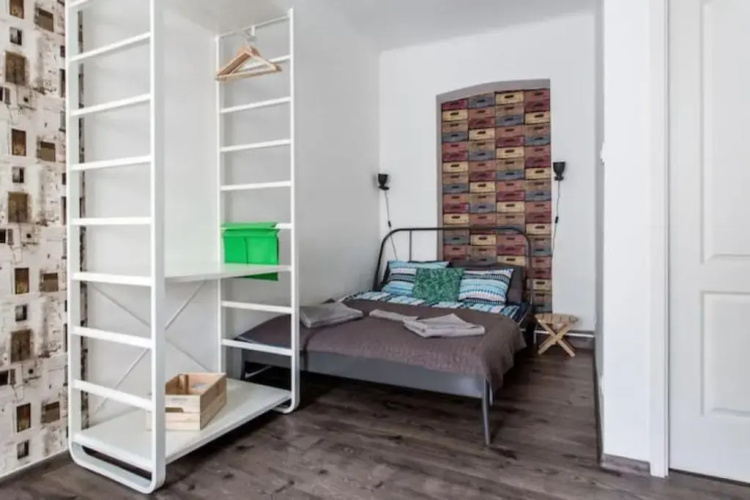 BpR Colorist Apartments