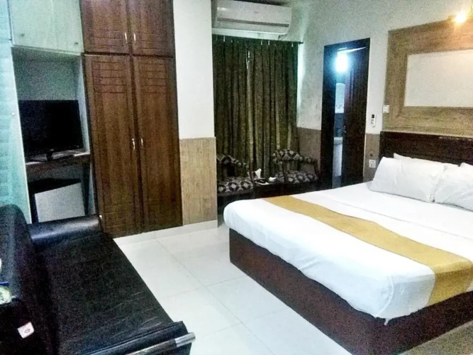 Quick Continental Hotel